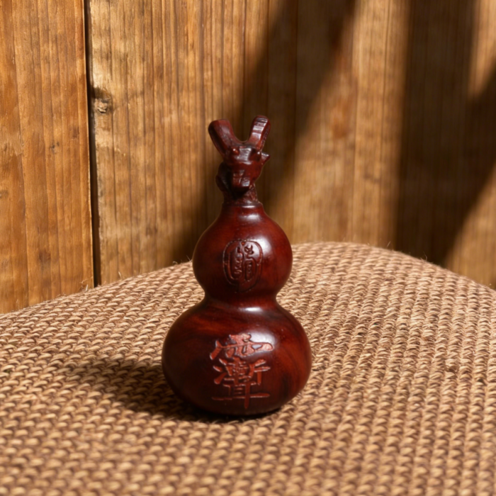 Jadeized thunderstruck jujube wood gourd with cinnabar carving and golden purple plum pendant - Image 2