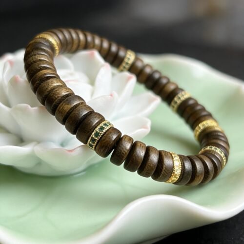 Starry Night White Kyara Agarwood Bracelet | 7mm/8mm High-Density Wavy Disc Beads | Single Strand Luxury Aromatherapy Jewelry